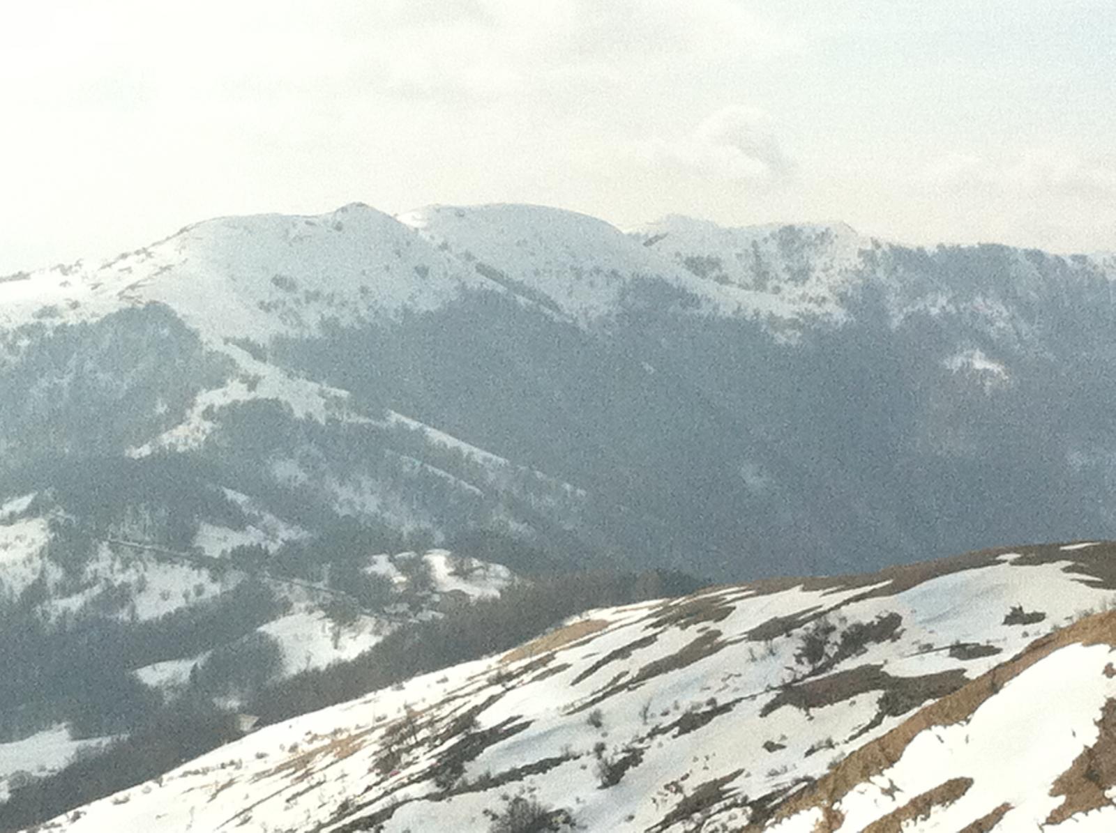 le due cime del Cavalmurone- in fondo il Legnà