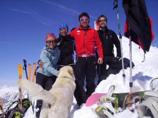 Ada, Gabry, Gigi, Lorenzo e Oby in punta.