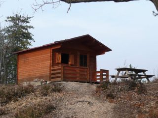 Bivacco prima di casa del Bosco.