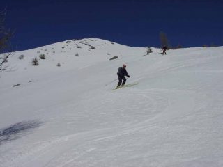 Discesa su ottima neve