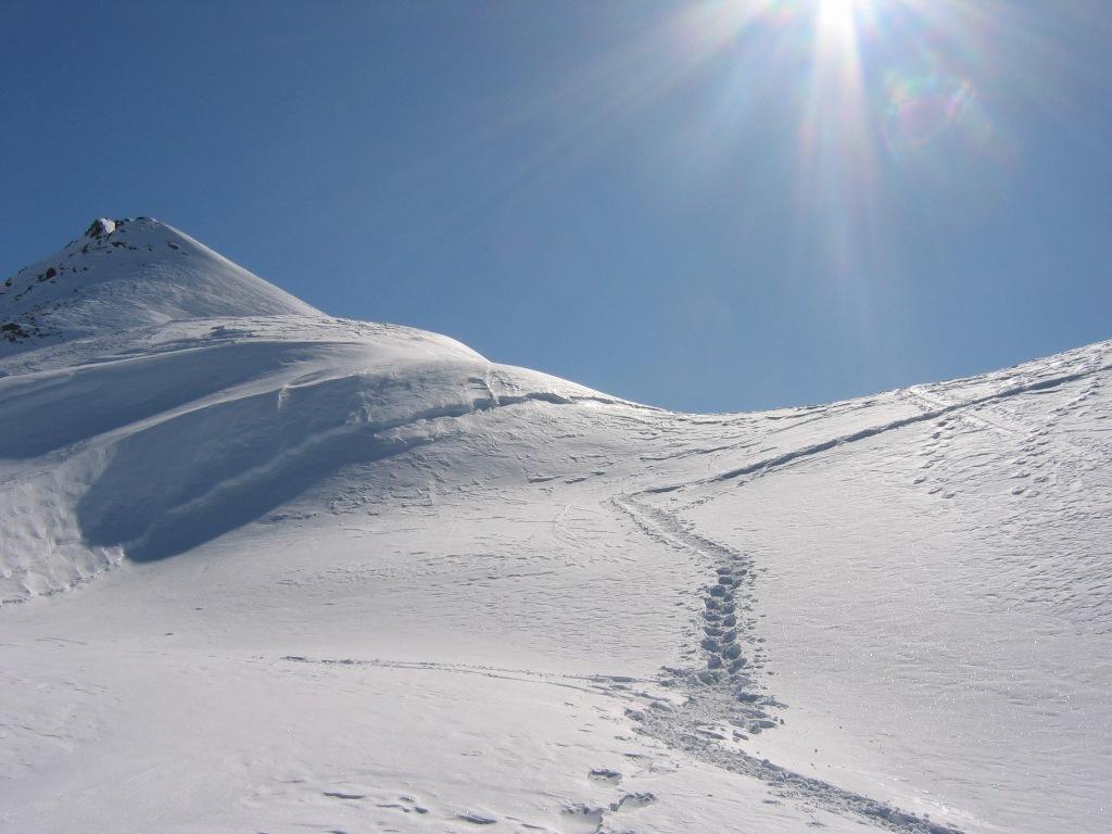 Colle di Falinere, si vede la cima Falinere ghiacciatissima