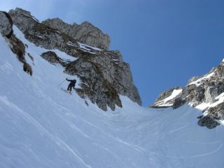 andrea volteggia nella parte alta