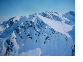 La Tete entre de Sauts in primo piano e il Col Malatra' in alto a dx visti dalla Tete de la Tronche