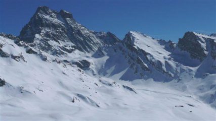 Dal Colle Seilliere il Viso e sulla dx il pendio nord del Losetta