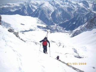 Alberto arriva in cima
