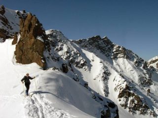 Il Jek, stesso posto