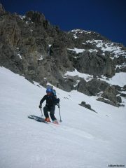 Lasciandosi alle spalle la parte alta