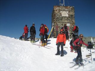 Il gruppo in vetta.