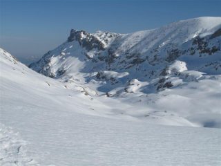 In discesa verso le Selle di Carnino