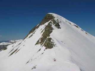 La cresta del Cusna verso il Sasso