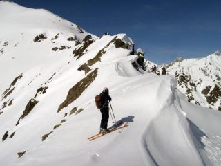 Colletto sbagliato, troppo a dx, ma bel posto