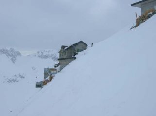 Rifugio Caduti dell'Adamello