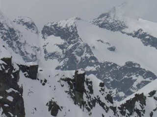 Dalla vetta verso il Canalone Rosso e Cima Ortetti