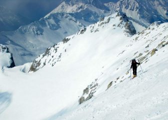 Salendo sulla cresta Sud Ovest