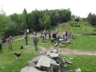 L'allegra brigata in pausa rifornimento