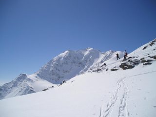 Sullo sfondo il Fletchorn