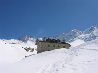 In vista del Rifugio Chabod