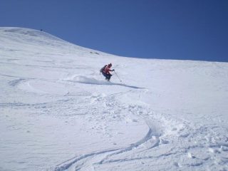 Carlo M. in discesa dalla cima