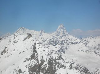 Dent d' Herens e Cervino visti dalla sommità del Pisonet.