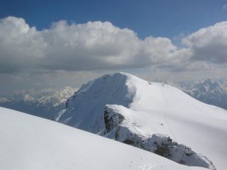 La sommità del Pisonet vista dalla Cima Franco Nebbia.