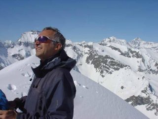 Sullo sfondo Canalone Rosso e Cima Ortetti