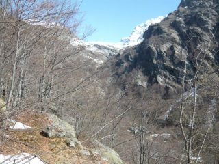 valla dell'eugio in basso l'alpe uggietti