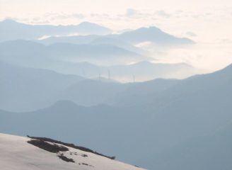 Nuvole sul mar ligure, mulini a vento al S.Bernardino