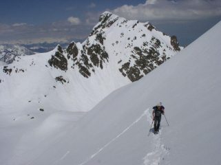 risalendo il pendio finale