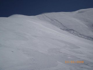 vers. ovest, pendii ampi in alto