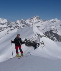 carlo, arrivo in vetta 