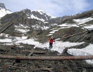 Arrivo a Chianale, sulla valanga
