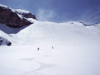 Sullo sfondo la vetta