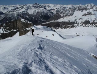 Sulla cresta di vetta