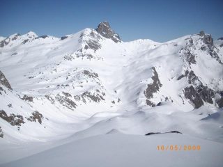 R. della Niera e tanta,tanta neve.