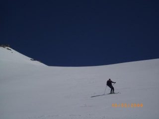 Mario C. sotto la cima