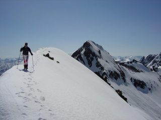 In cima