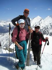 Foto di vetta con Aldo, Assunta e Luigina