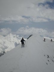 Sulla cresta di vetta
