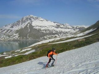 in salita nei pressi del forte