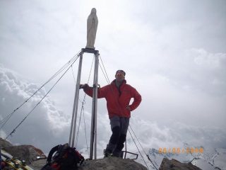 in cima