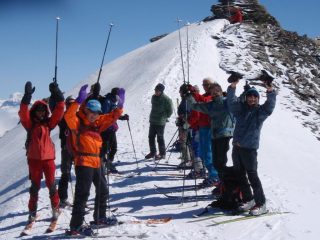 gruppone  evergreen si preparano alla discesa
