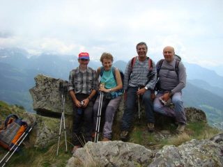  Elio Anna Michele e franco sul mont Jetire