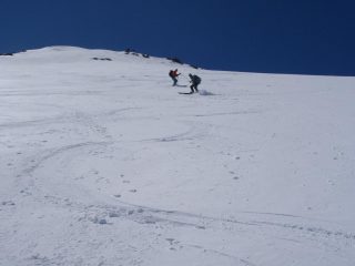 in discesa sotto la punta
