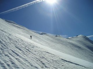 Il traverso finale che conduce ai Denti del Collerin