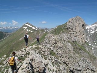 Sul torrione Mader, in fondo il Pertegà