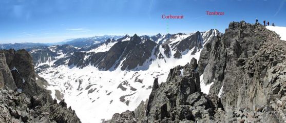 la cima dalla falsa croce, con il Tenibres sullo sfondo