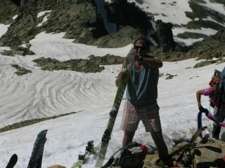 Simpatico incontro con un ex Valanga Azzurra in vetta