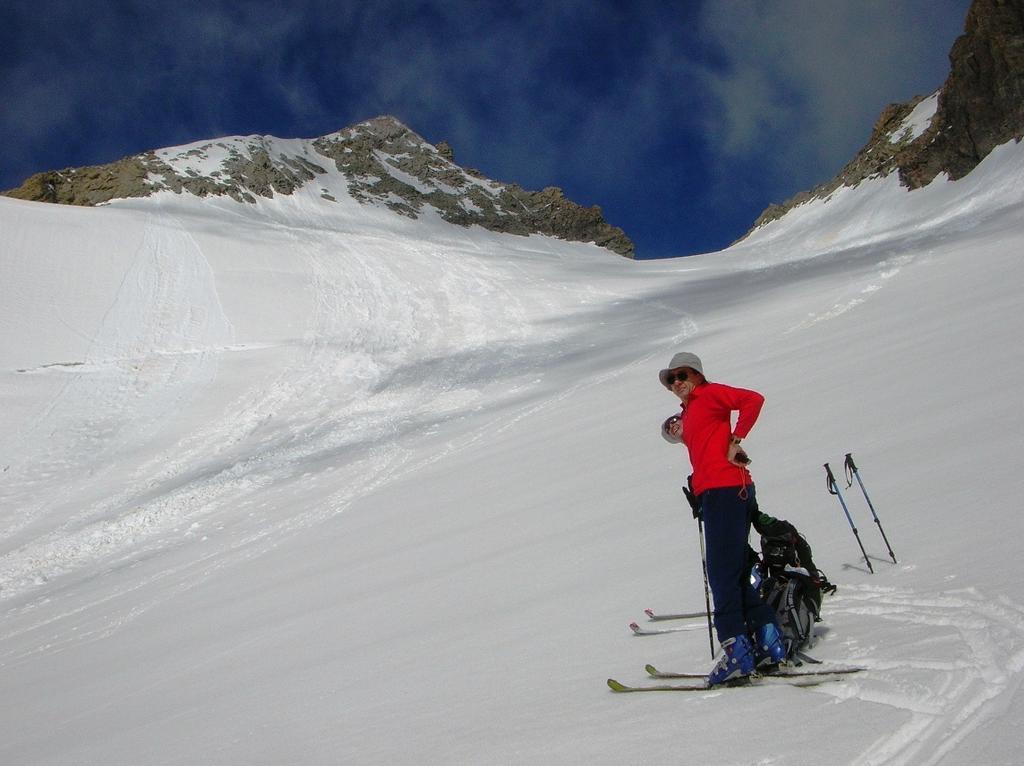 panoramica della vetta e della cresta finale (finale sta per fine dei 2100 m di dislivello!!)