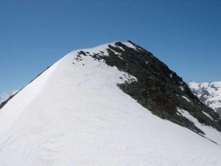 La Punta Bes vista dalla Leynir