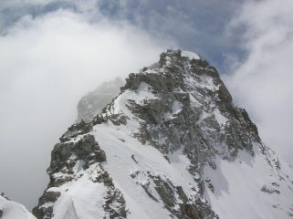 La cima del Gran San Pietro vista dal Colle di San Pietro.